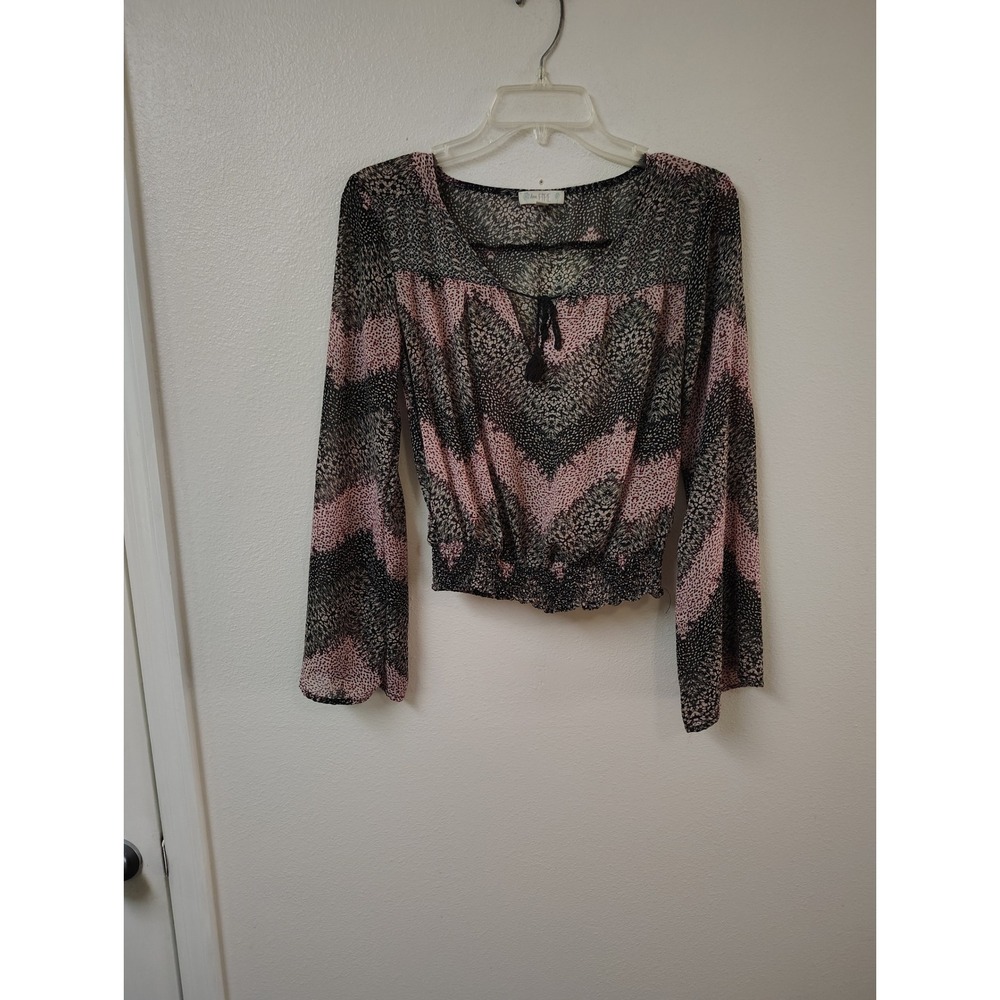 Love Fire Womens Pink Black Chevron Animal‎ Print Smocked Crop Top Blouse Medium